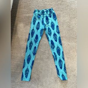 Lularoe blue feather leggings